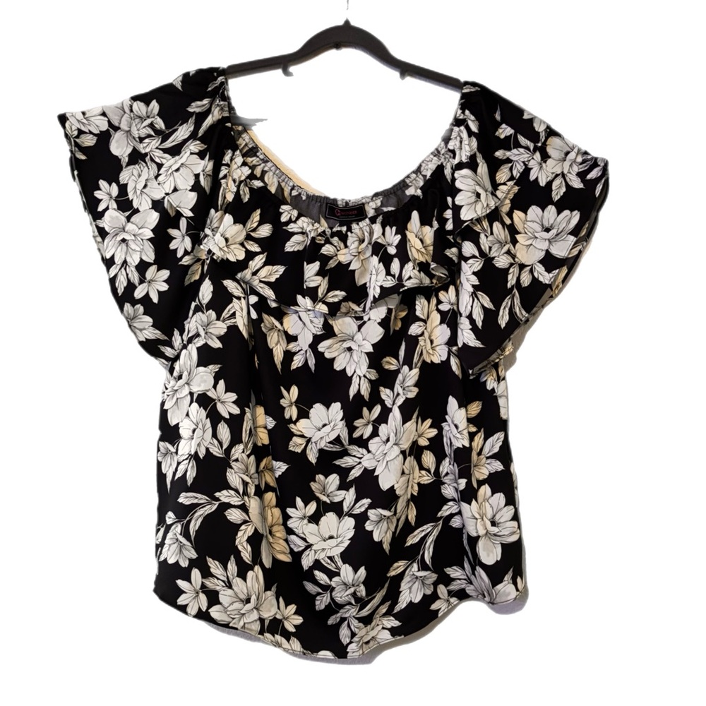 Floral Black and White Women's Top